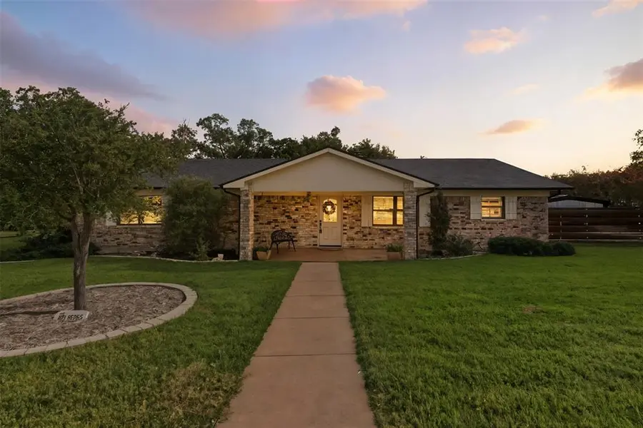 116 Cromeans Street, Jacksboro, TX 76458