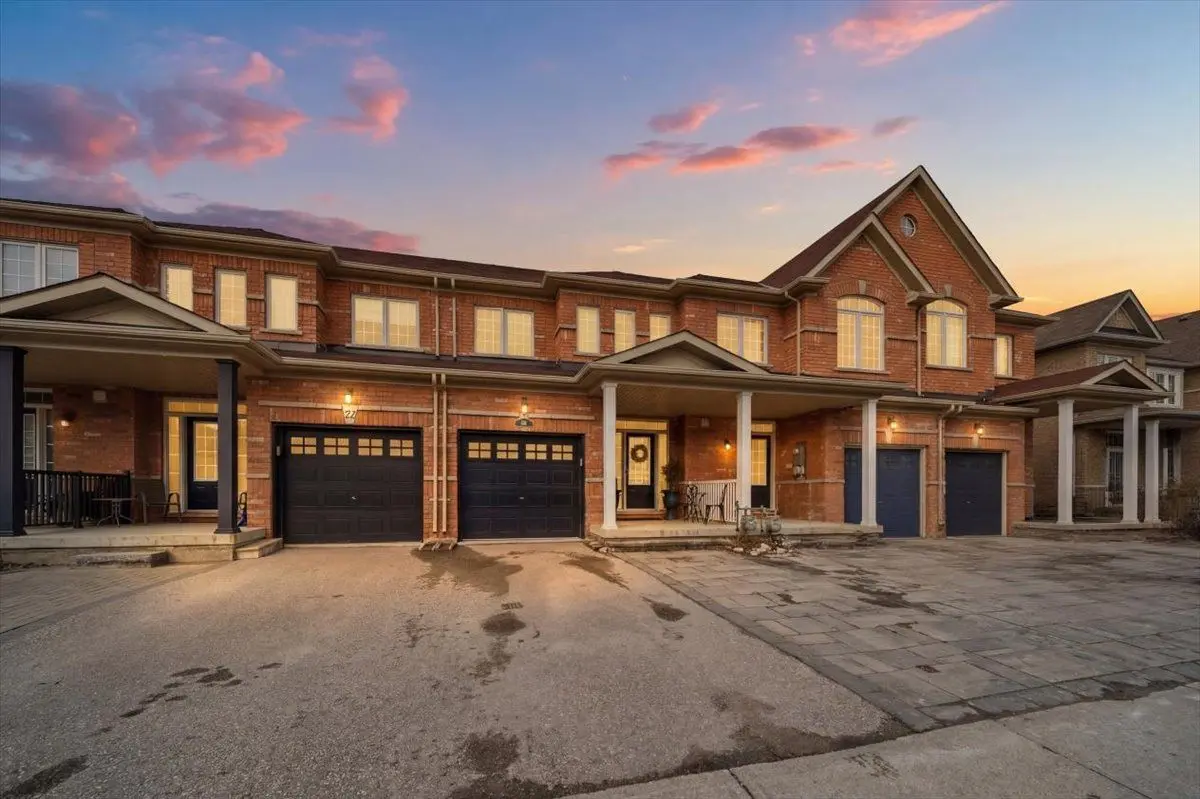 20 Luisa ST, Bradford West Gwillimbury, ON L3Z 0P2