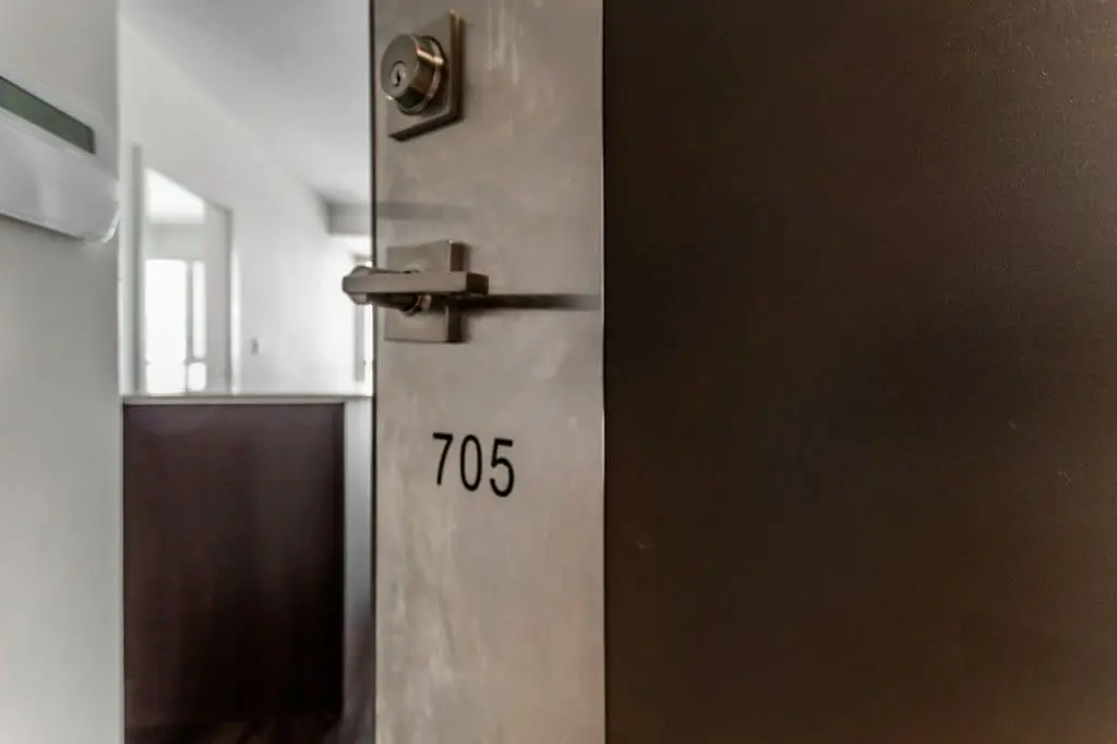 2087 Fairview ST #705, Burlington, ON L7N 2R1