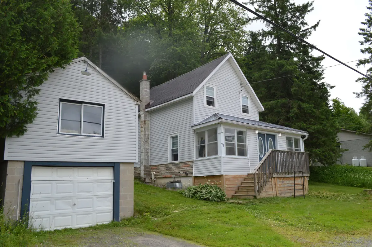 72 Bobcaygeon RD, Minden Hills, ON K0M 2K0