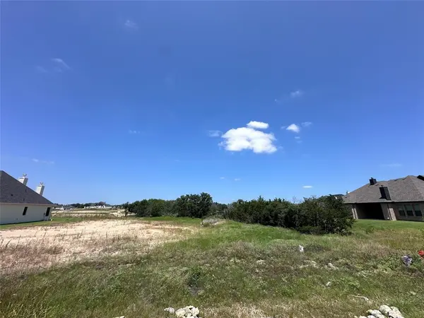 308 Slimp Bluff, Azle, TX 76020