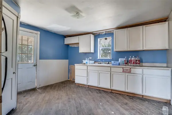 7165 County Road 1232, Godley, TX 76044