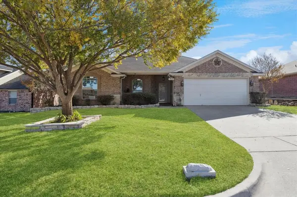 1917 Windowmere Trail, Weatherford, TX 76085