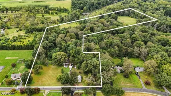 24 Locust Grove Rd, Franklin Twp., NJ 08867