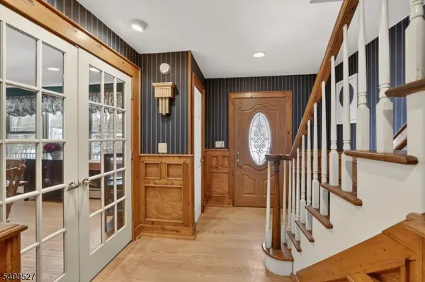 30 Tanglewood Dr, Vernon Twp., NJ 07422