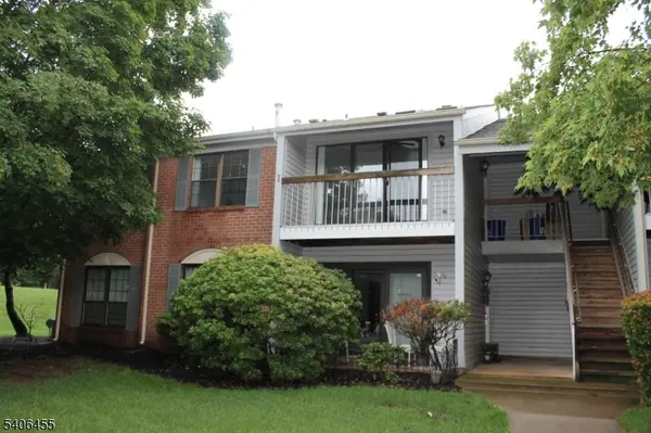 55 Crabapple Ln #55, Franklin Twp., NJ 08823