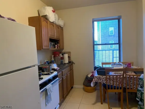 481 William St, East Orange City, NJ 07017