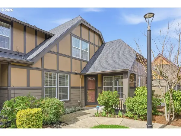 7247 NE STONEYBROOK ST, Hillsboro, OR 97124