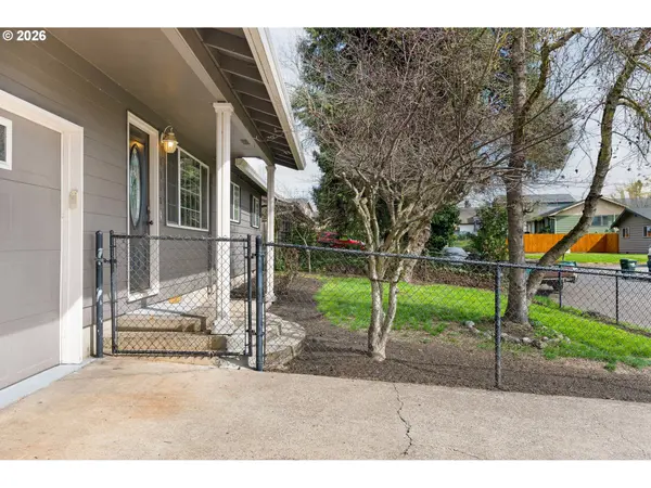 1310 W QUINALT ST, Springfield, OR 97477