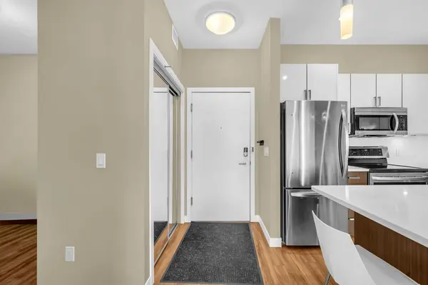 16 Auburn Bay Link #405, Calgary, AB T3M 0E9