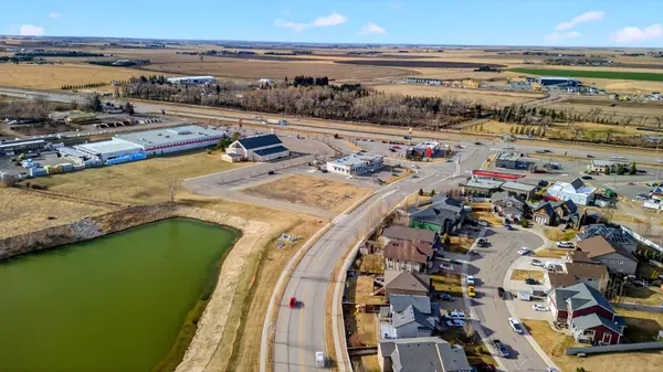 2108 Land O' Lakes DR, Coaldale, AB T1M 0C1