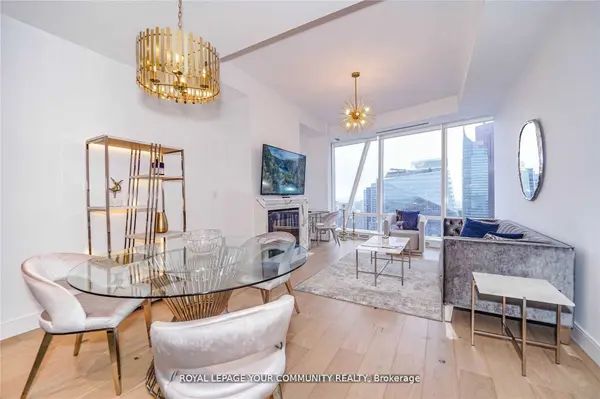 180 University AVE #5207, Toronto C01, ON M5H 0A2