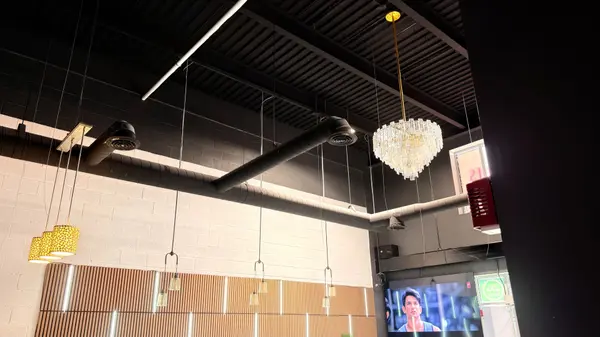 472 Taunton RD W #9, Oshawa, ON L1L 0N8