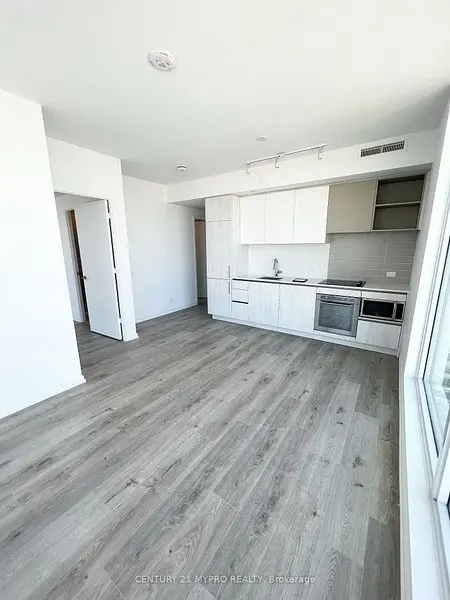 1000 Portage Pkwy #3711, Vaughan, ON L4K 0L1