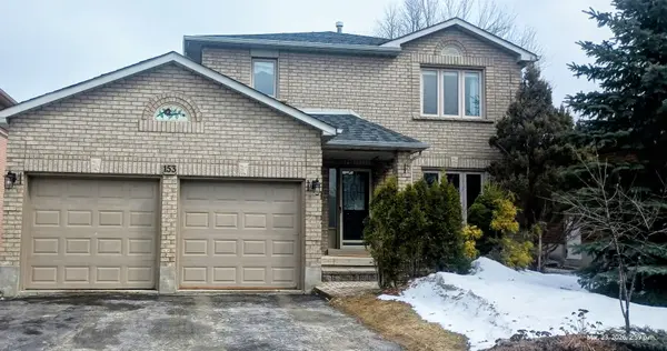 153 Ferndale DR S, Barrie, ON L4N 6X9