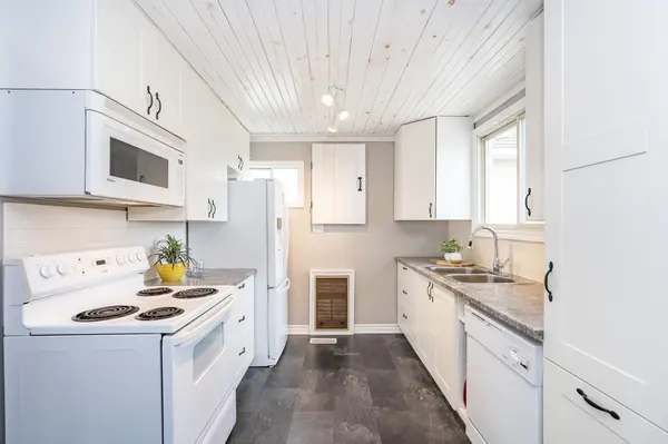 258 Patterson BLVD, Tay, ON L0K 1R0