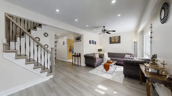 20 Camberley CRES, Brampton, ON L6V 3L4