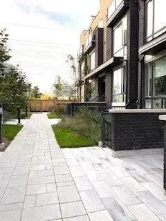 34 Fieldway RD #141, Toronto W08, ON M8Z 3L2