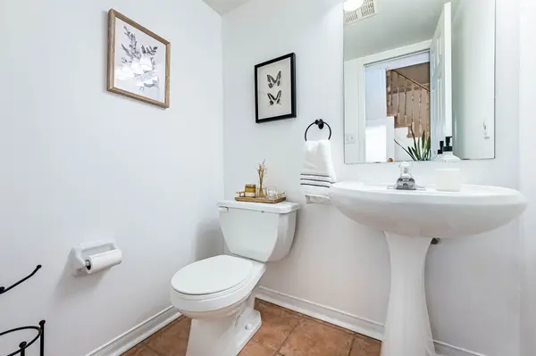 31 Berkindale CT, Brampton, ON L6Y 5G1