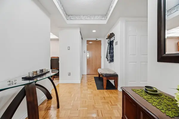 320 Mill ST #1107, Brampton, ON L6Y 3V2