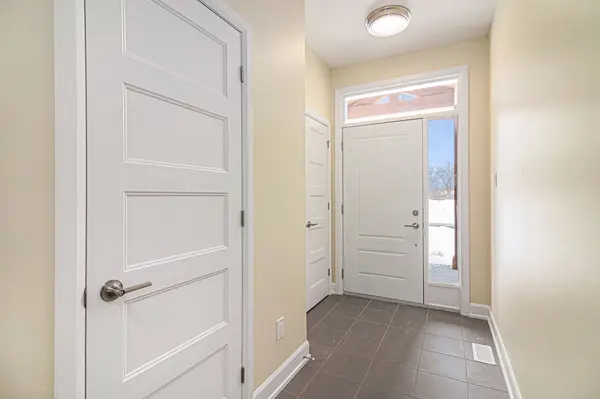 355 VOYAGEUR PL, Russell, ON K0A 1W0