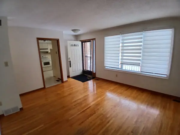 52 Alma ST N, Guelph, ON N1H 5X1