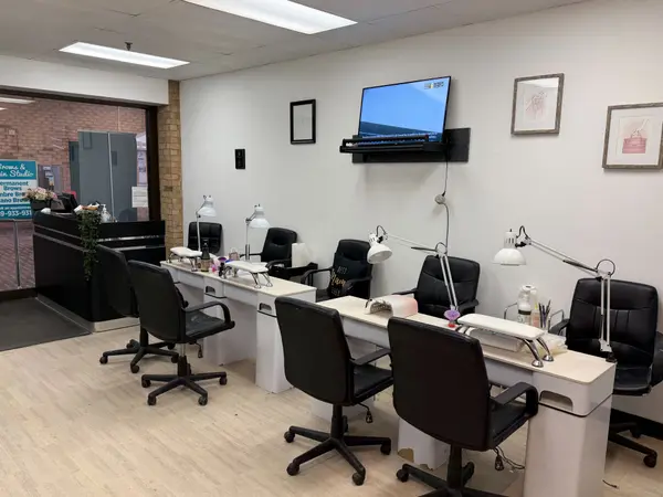 150 West ST #102, Norfolk, ON N3Y 2Z4