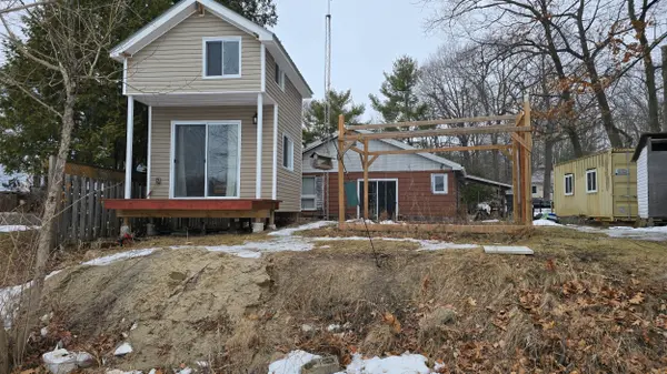 1236 Bayview DR, Constance Bay - Dunrobin - Kilmaurs - Woodlawn, ON K0A 3M0