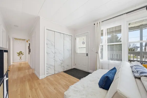 40 South Park ST N, Quinte West, ON K0K 2C0