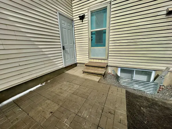 1843 Prestwick DR #A, Orleans - Cumberland And Area, ON K1E 2R7