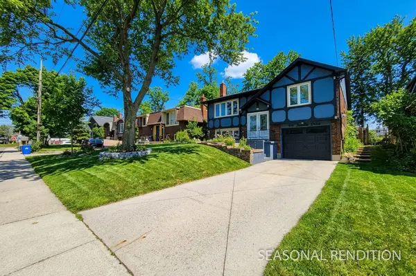 114 Juanita DR, Hamilton, ON L9C 2G3