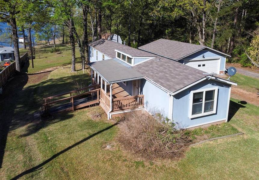 2781 Lake Breeze Drive, Chandler, TX 75758