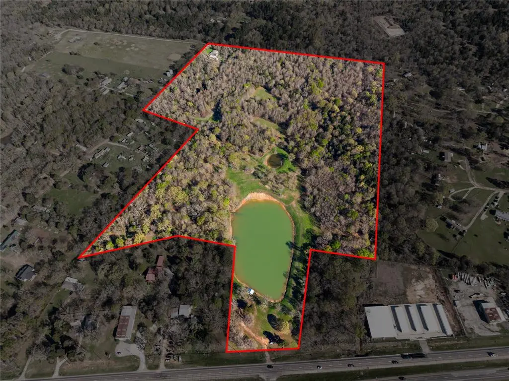 8260 State Highway 31 Highway, Athens, TX 75751