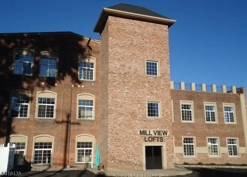 55 Westervelt Ave, Hawthorne Boro, NJ 07506