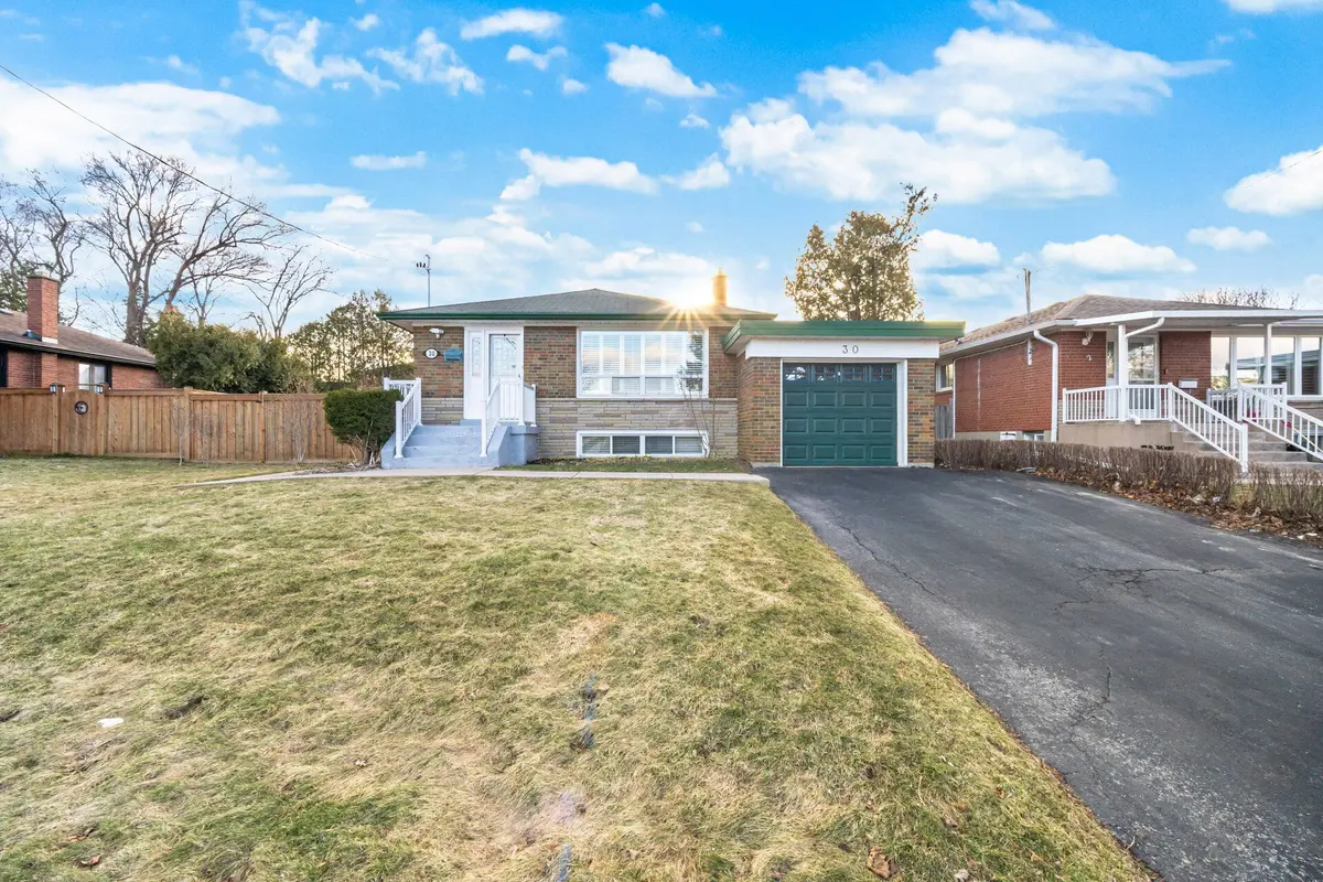 30 Kollar DR, Toronto E09, ON M1G 1E2