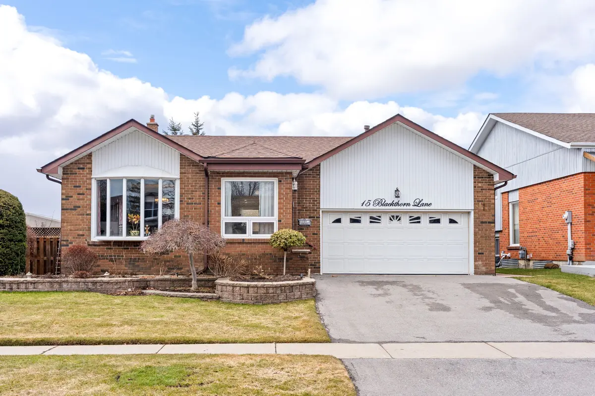 15 Blackthorn LN, Brampton, ON L6V 3K7
