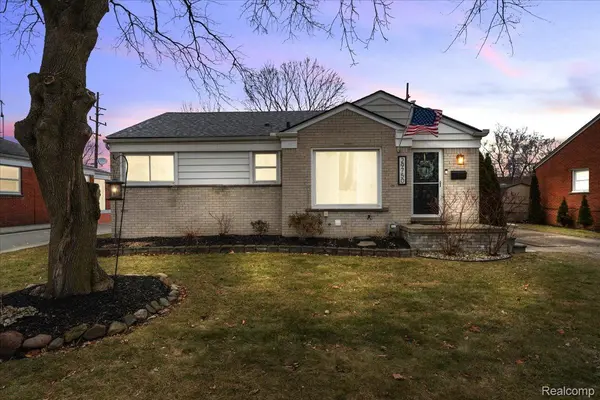 29750 W Chicago ST, Livonia, MI 48150