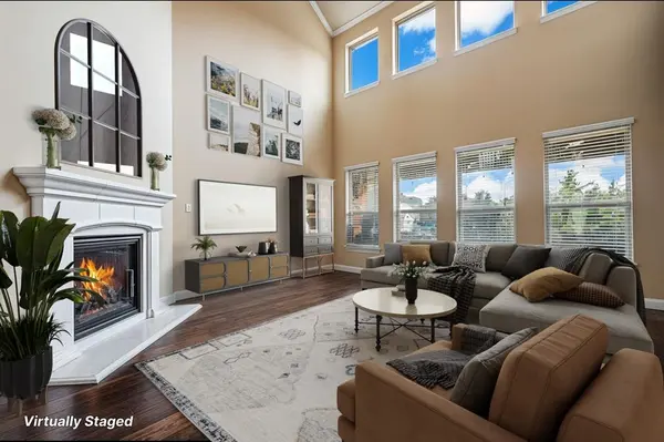 8914 Waters Lane, Rowlett, TX 75089