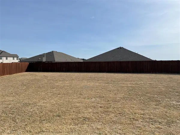 4702 Elite Drive, Sanger, TX 76266