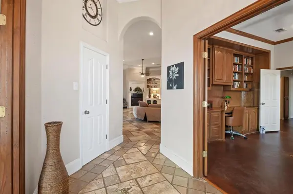 820 Alysa Ln Lane, Waxahachie, TX 75167