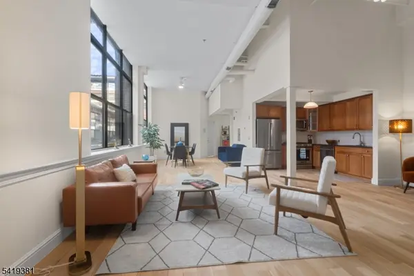 300 Communipaw Ave #154, Jersey City, NJ 07304