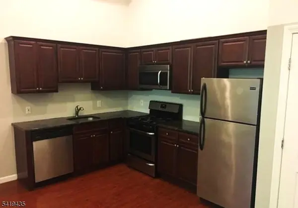 55 Westervelt Ave, Hawthorne Boro, NJ 07506