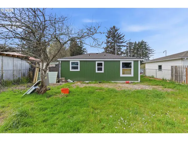 64227 Braley RD, Coos Bay, OR 97420