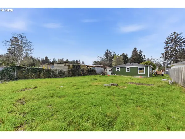 64227 Braley RD, Coos Bay, OR 97420