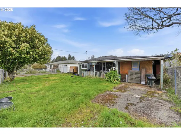 64227 Braley RD, Coos Bay, OR 97420