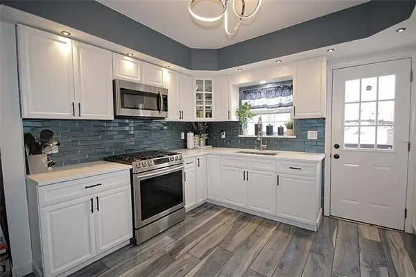 2031 East 71st ST, Brooklyn, NY 11234