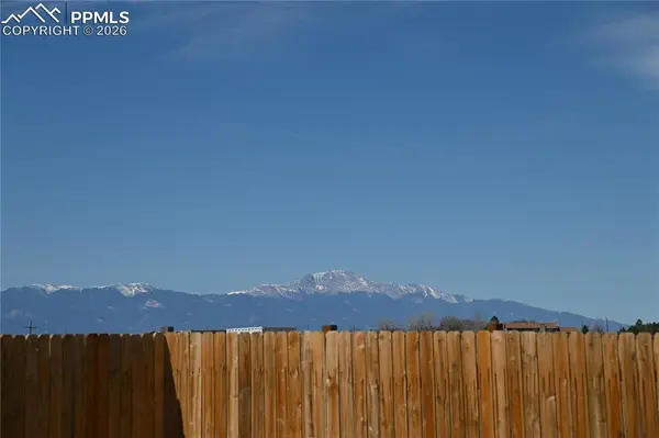 23628 Redtail DR, Colorado Springs, CO 80928