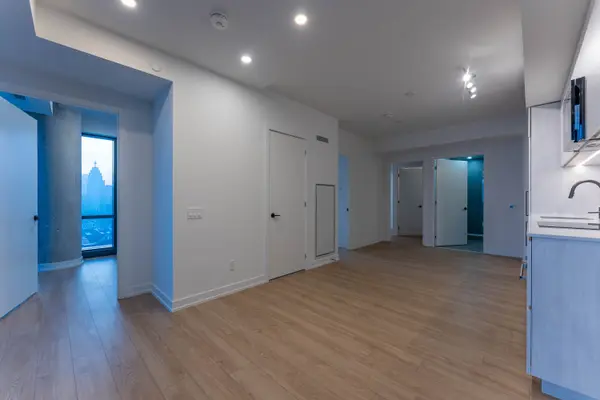 35 Parliament ST #2804, Toronto C08, ON M5A 0Z5