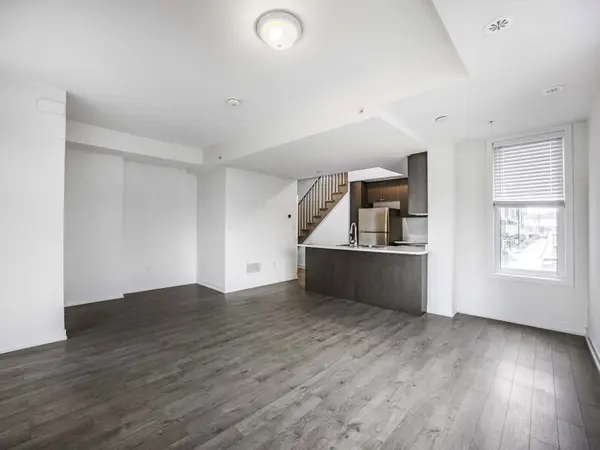 1555 Kingston RD #212, Pickering, ON L1V 0E9