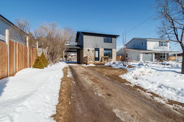 255 Valleyfield CRES, Clearview, ON L0M 1S0